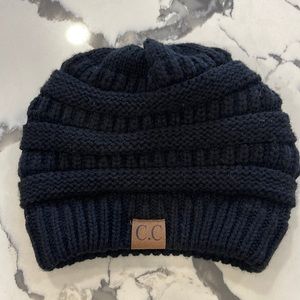 C.C Black Cable Hand Knit Slouchy Beanie-Never Worn-One Size